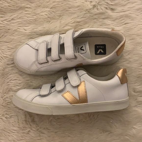 Veja Shoes - Veja 3-Lock Velcro rose gold sneakers- EUC